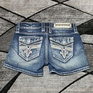 ROCK REVIVAL LAM EMBROIDERED DISTRESSED ZIPPER ACCENTS DENIM JEAN SHORTS